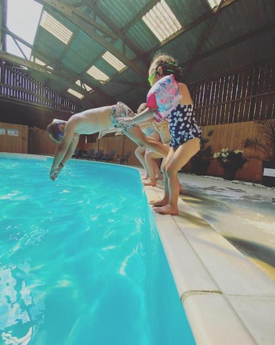 Domaine Des Hetres Villa Longraye Luaran gambar